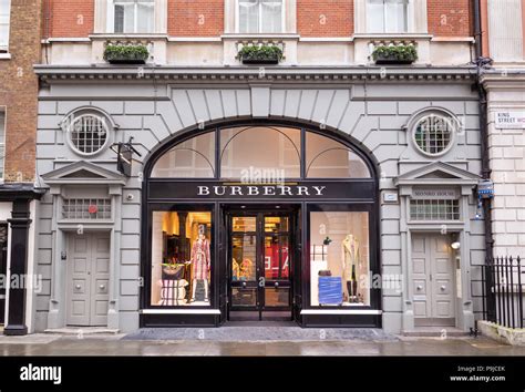 burberry showroom london|Burberry factory store London.